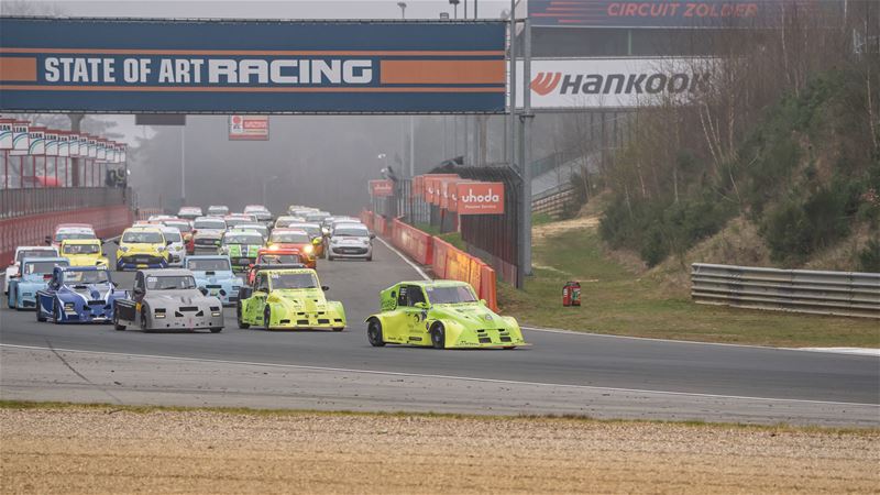 De titanenstrijd der twee pk's