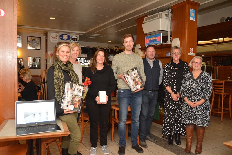 De winnaars van de vakantiefotowedstrijd bekroond