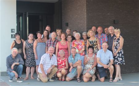 Doedelzakmuziek op barbecue in Kapelanijen