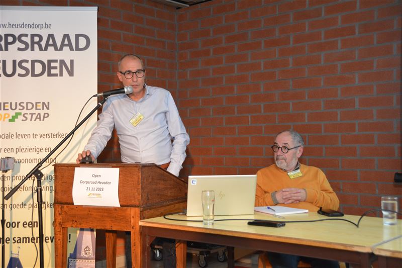 Dorpsraad wikt en weegt het leven in Heusden