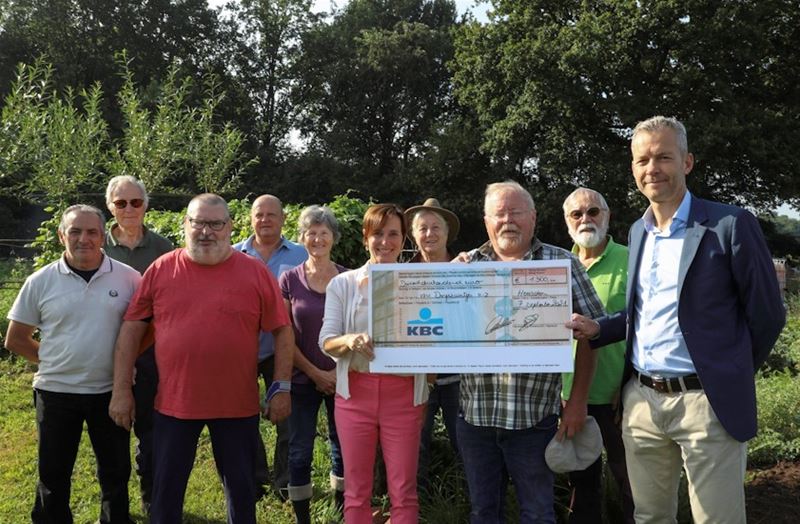 Dorpstuintjes krijgen € 1.300 van de KBC