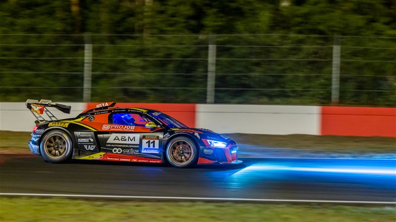 Dries Vanthoor rijdt aan de leiding