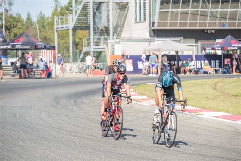 Dubbele triomf voor Bikes Claessens