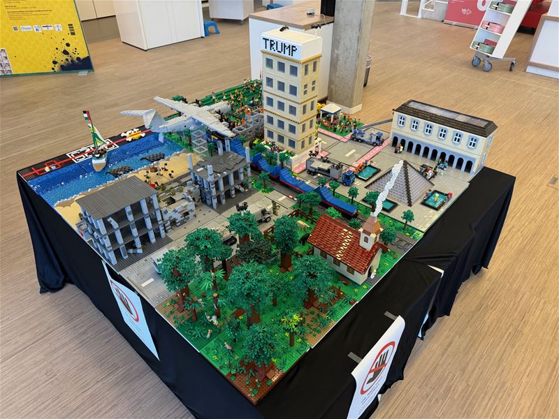 Een bewogen jaar in duizenden legoblokjes