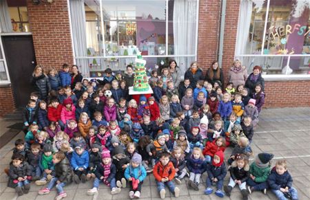 Een bijzondere kerstboom in 't Molenholleke