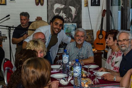 Een culturele iftar bij The Voice of Art