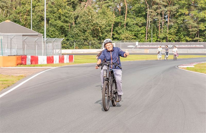 Een duim voor 3550 km op het circuit
