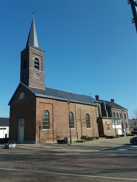 Een hele muzikale namiddag in kerk van Viversel