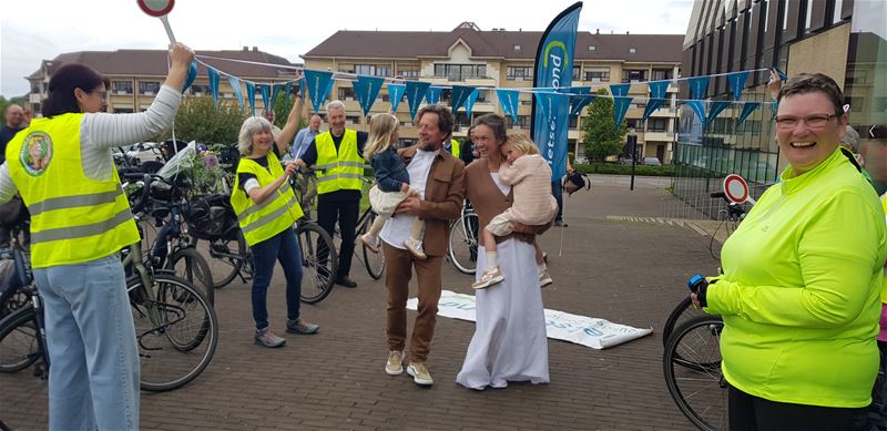 Een huwelijk met de fiets en met belgerinkel