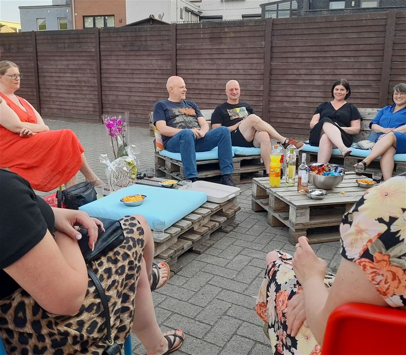 Een zomerbar? Nee, een vergadering