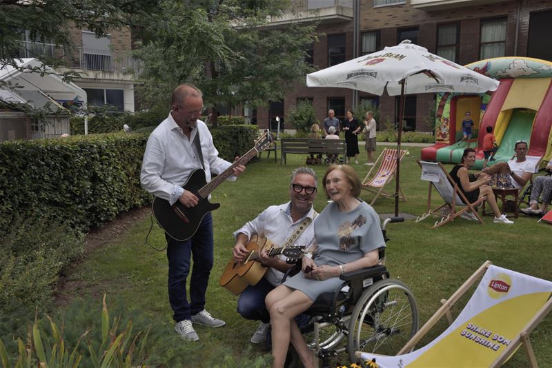 Een zomers feest voor tien jaar BoCasa