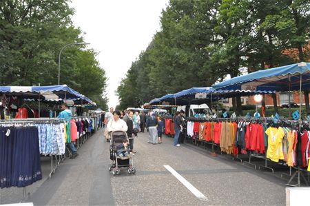 Eerste marktdag op straat een meevaller