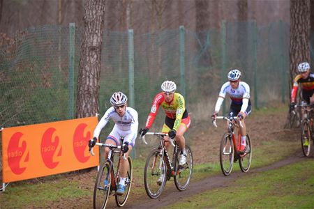 Eliterenners: volledig buitenlands podium