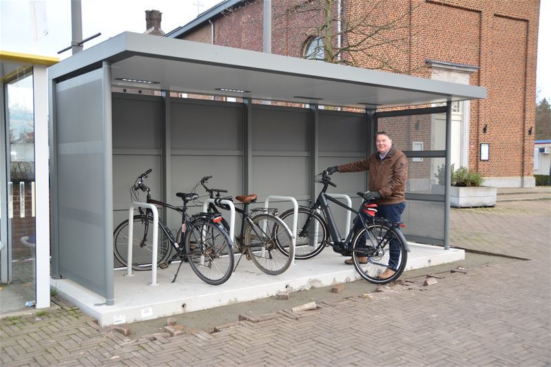 Elk kerkdorp krijgt een moderne fietsenstalling