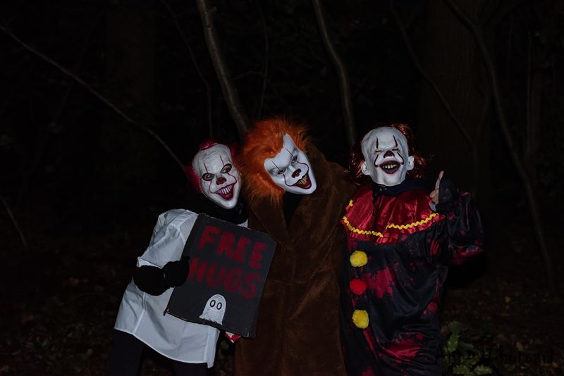 En nu bibberen in 't donker