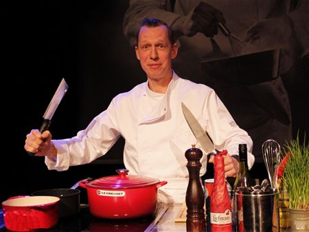 Eten en humor serveren tegelijk