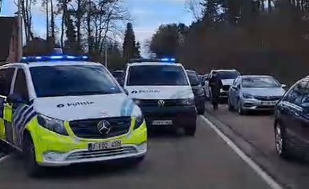 Extra toezicht aan scholen en moskeeën