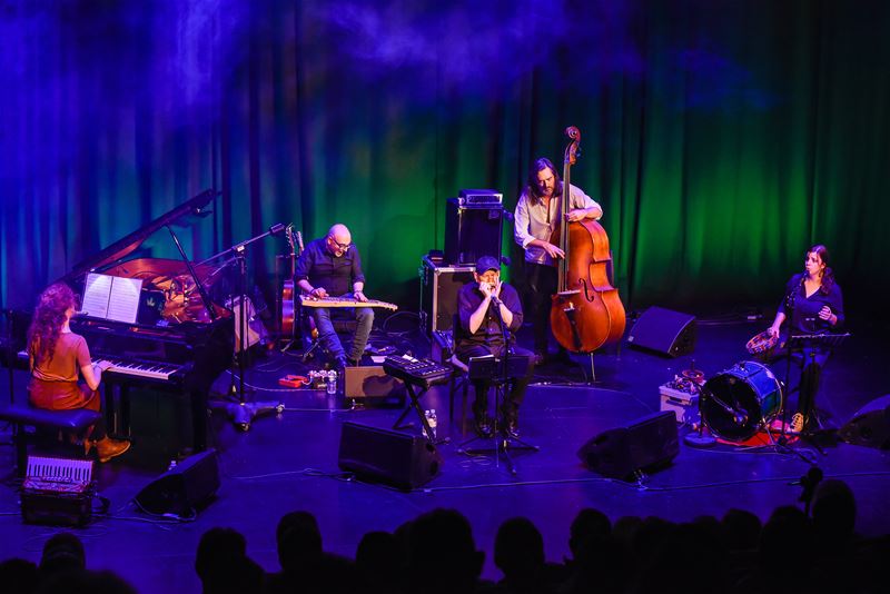 Fabrizio Poggi brengt zijn eigen bluesverhaal