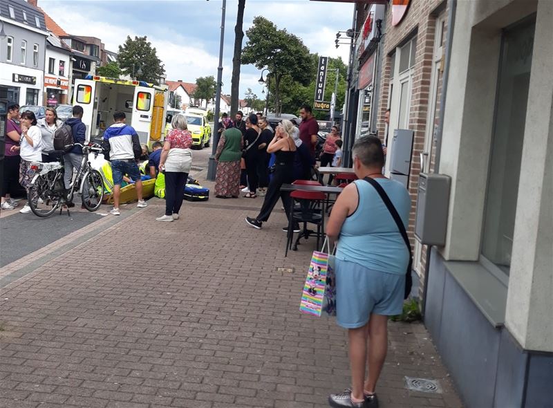 Fietser gewond na aanrijding in de Koolmijnlaan