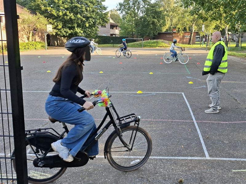 Fietsersbond begeleidt leerlingen De Linde