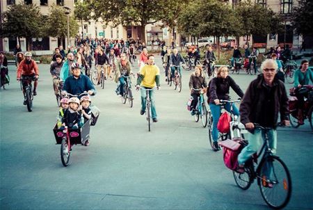 Fietsersbond doet mee aan Critical Mass tocht