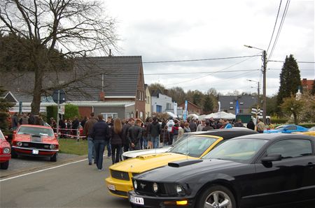 Freaks vergapen zich aan Mustangs