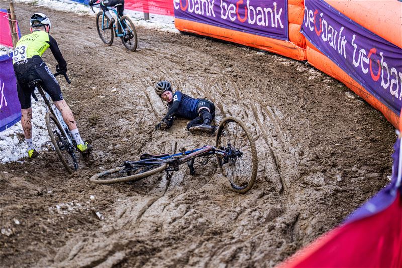 Gisteren ijs, vandaag modder