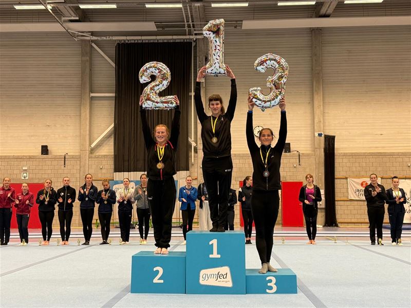 Goud en zilver voor gymnaste Evelyn Neuteleers