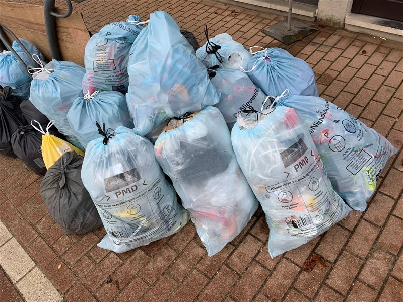 Het multizakkenverhaal is gestart, met weinig geel