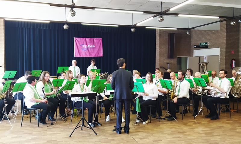 Heusdense harmonie opende Eversel-kermis