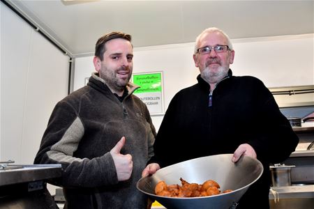 Iedereen deed zich tegoed aan de smoutebollen