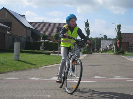 Iedereen geslaagd in fietsexamen Viversel