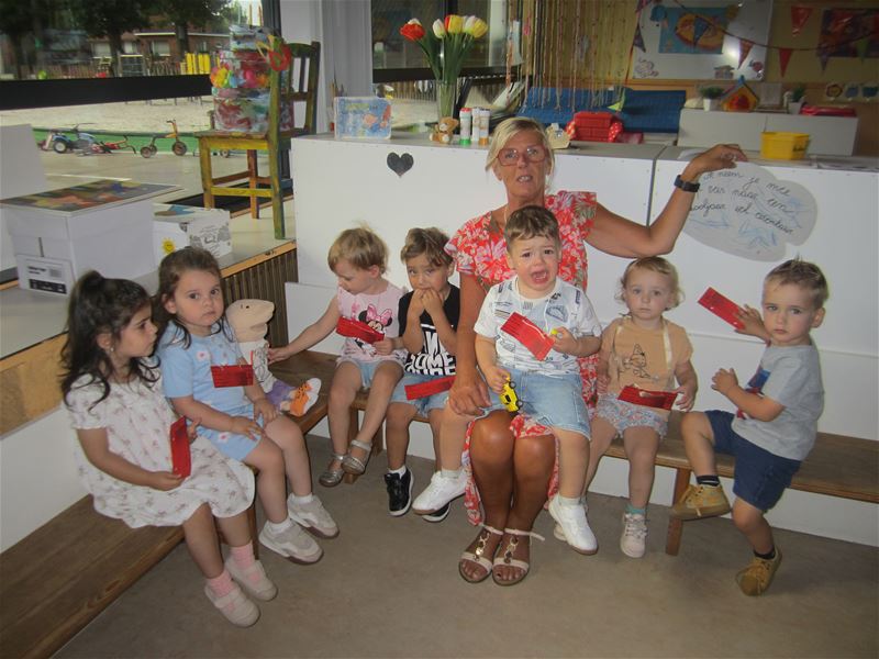 In Pagadder zitten ze op de trein