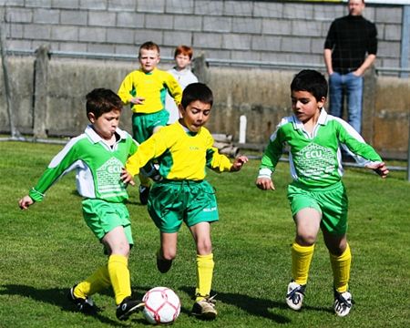 Jeugd neemt terreinen van KVV in