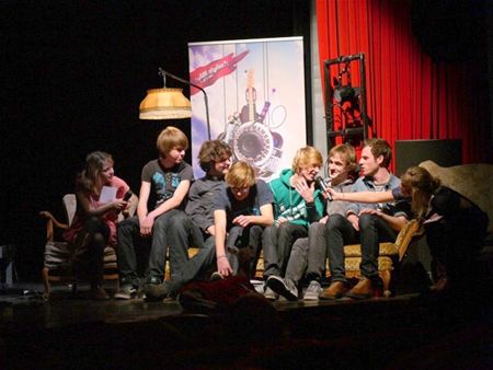 Jonge bands op podium voor Imagine