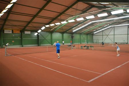 Kerstdubbeltornooi in nieuwe hallen TC Heusden