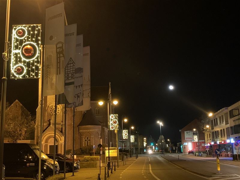 Kerstverlichting is er vroeg bij