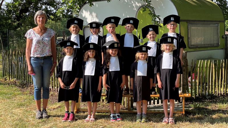 Kleuters van het wijkschooltje zijn afgestudeerd