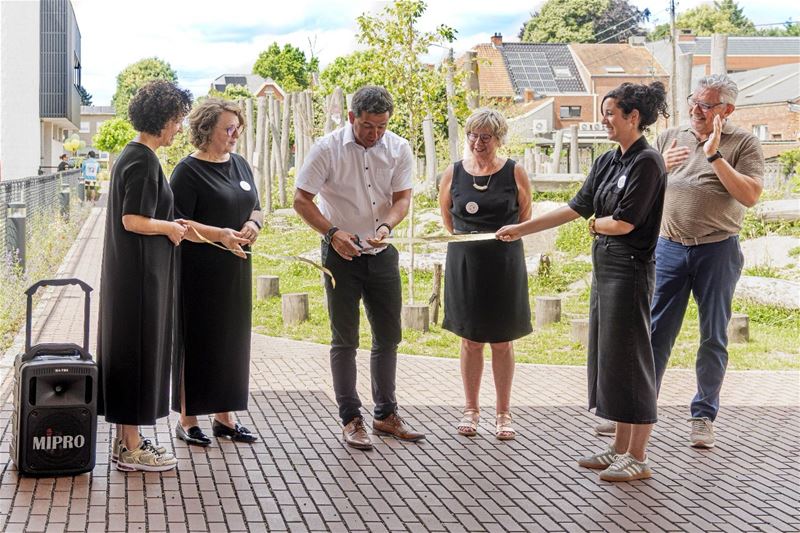 Kleuterschool Straal is feestelijk geopend