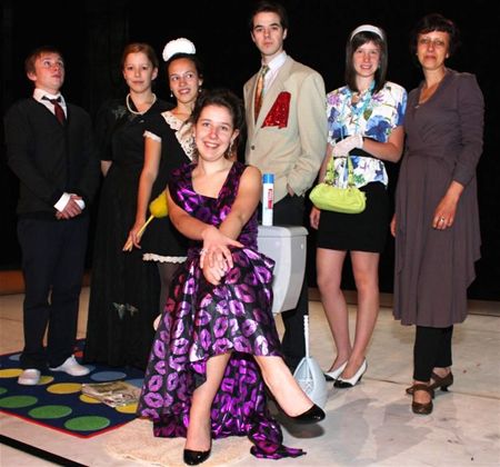 Kunstverkenner geeft jongeren theaterkans