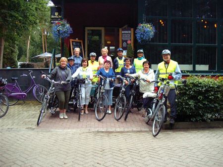 KVLV-dames fietsten naar Nederland