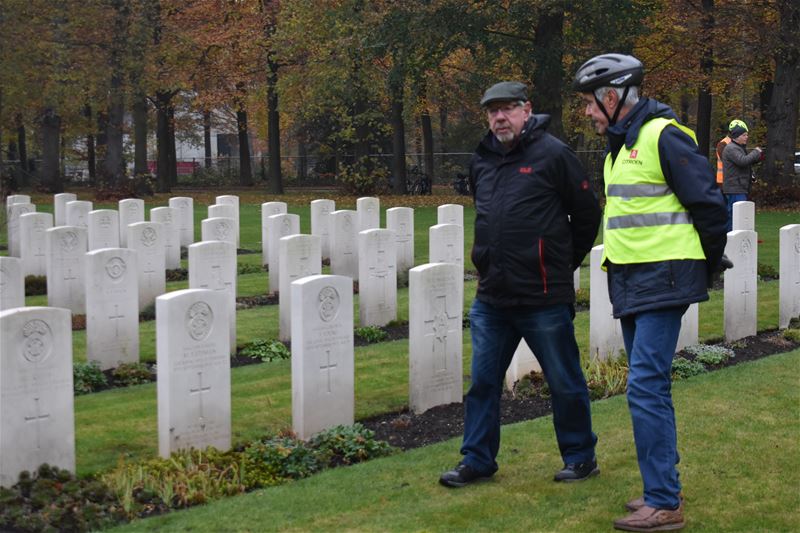 KWB-Overdag naar soldatenkerkhof in Leopoldsburg