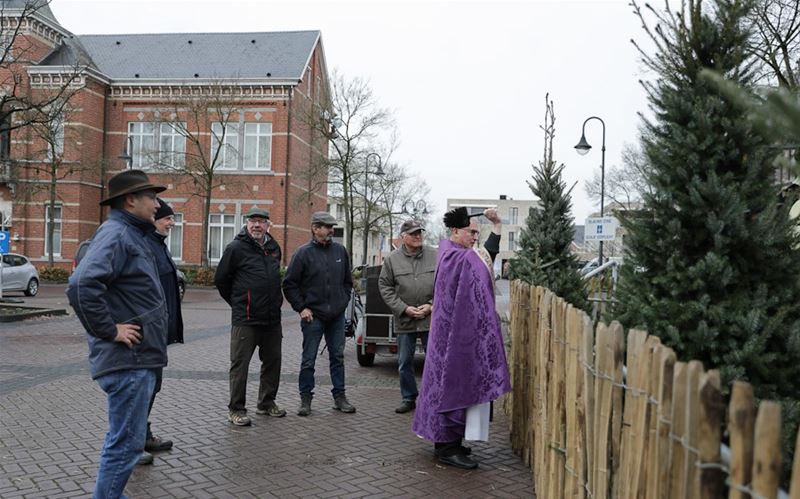 KWB plaatste de Heusdense kerststal