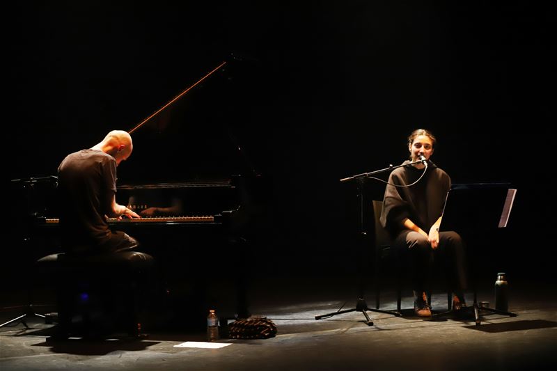 Lara en Floris doen de koude vergeten