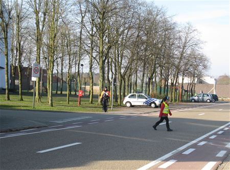 Leerlingen behalen voetgangersdiploma