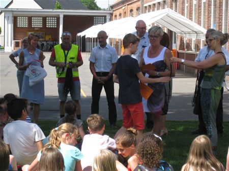 Leerlingen Bolderberg slagen in fietsexamen