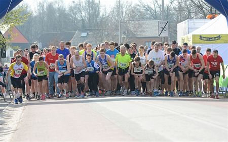 Lopen onder een stralende zon