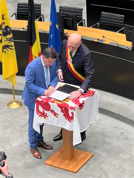 Mario Borremans legde de eed af bij gouverneur