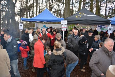 Meer dan 500 wandelaars rond de Kluis