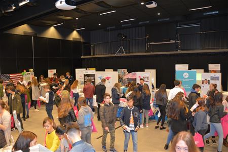 Meer dan 60 talen op beurs in SFC